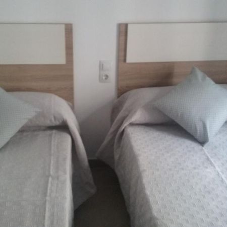 Hospederia Gomis 26 Hotel Ontinyent Bagian luar foto