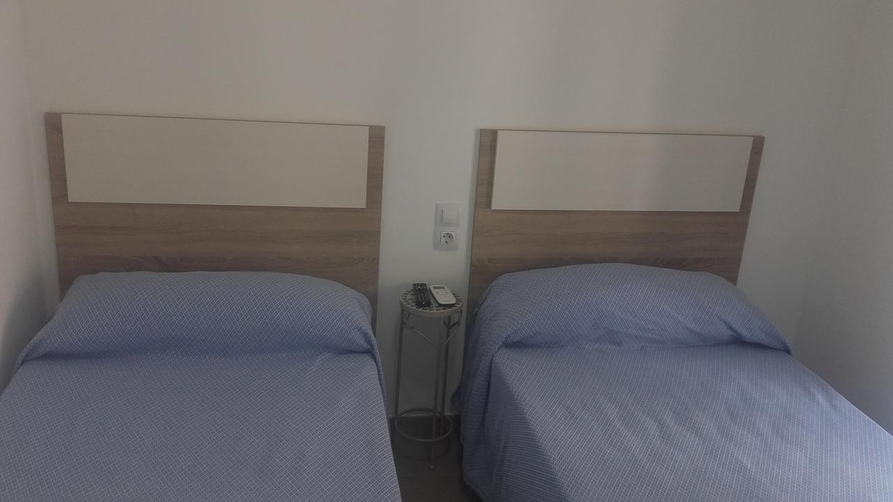 Hospederia Gomis 26 Hotel Ontinyent Bagian luar foto